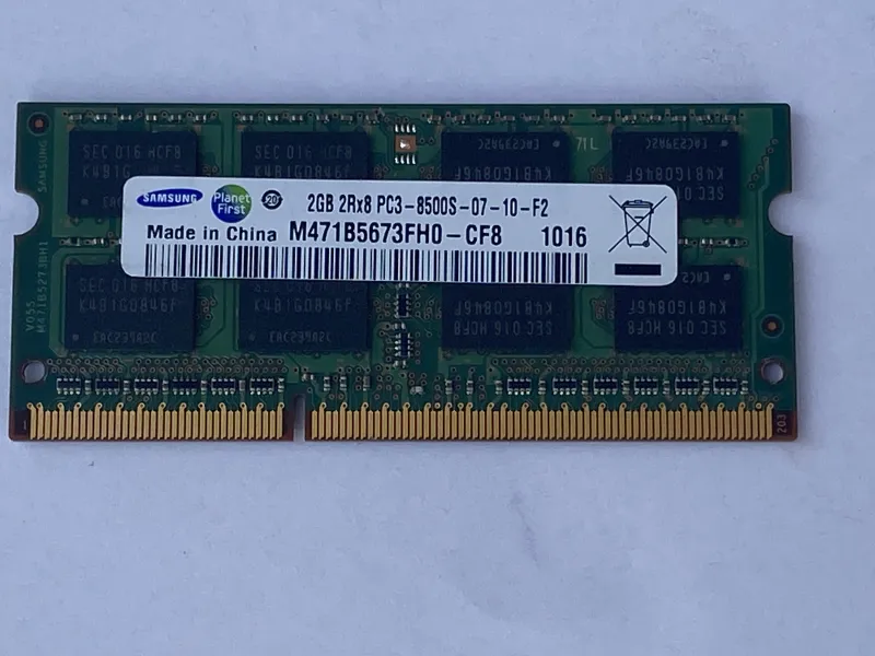Samsung - M471B5673FH0-CF8 2GB 204Pin SO-DIMM DDR3