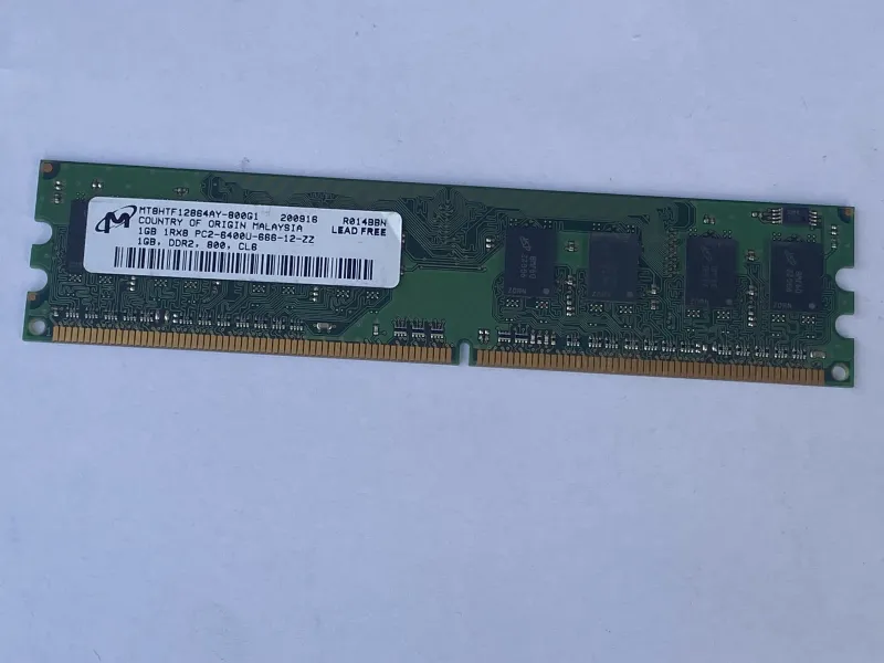 Micron MT8HTF12864AY-800G1 PC2-6400 1GB DDR2  HP Part No. 404574-888